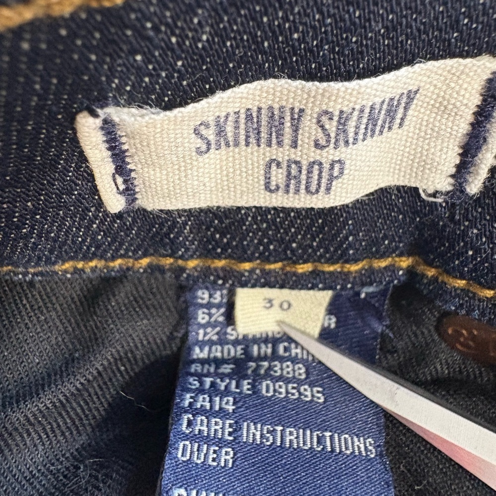 (41)Madewell Dark Indigo Skinny Crop Jeans - Picture 6 of 8